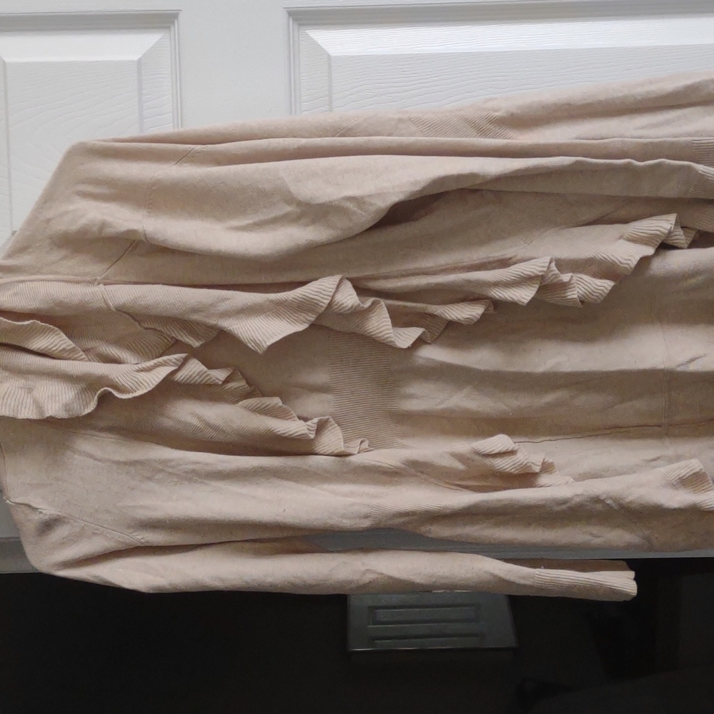 Beige cardigan Medium